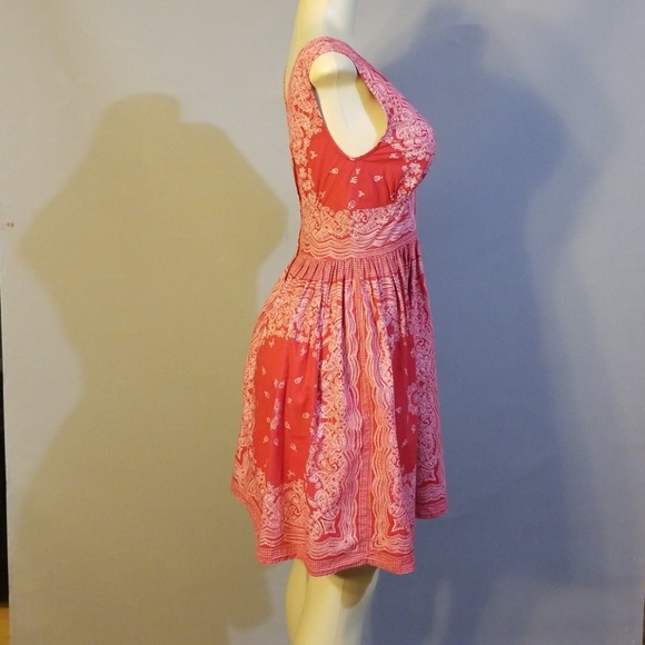 Dress - Picture 2 of 3